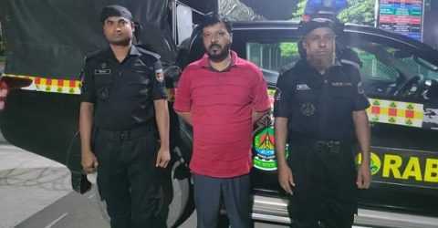 গফরগাঁও উপজেলা আওয়ামী লীগের নেতা সাবেক চেয়ারম্যান আব্দুল্লাহ আল আমিন বিপ্লব গ্রেপ্তার