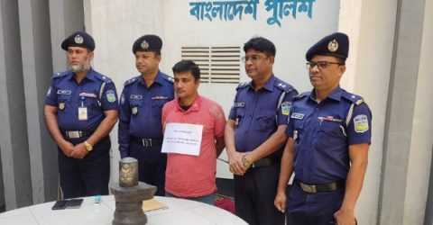 ময়মনসিংহ হতে চুরি যাওয়া শিবমূর্তি টাঙ্গাইলে উদ্ধার;চোর প্রশান্ত গ্রেফতার