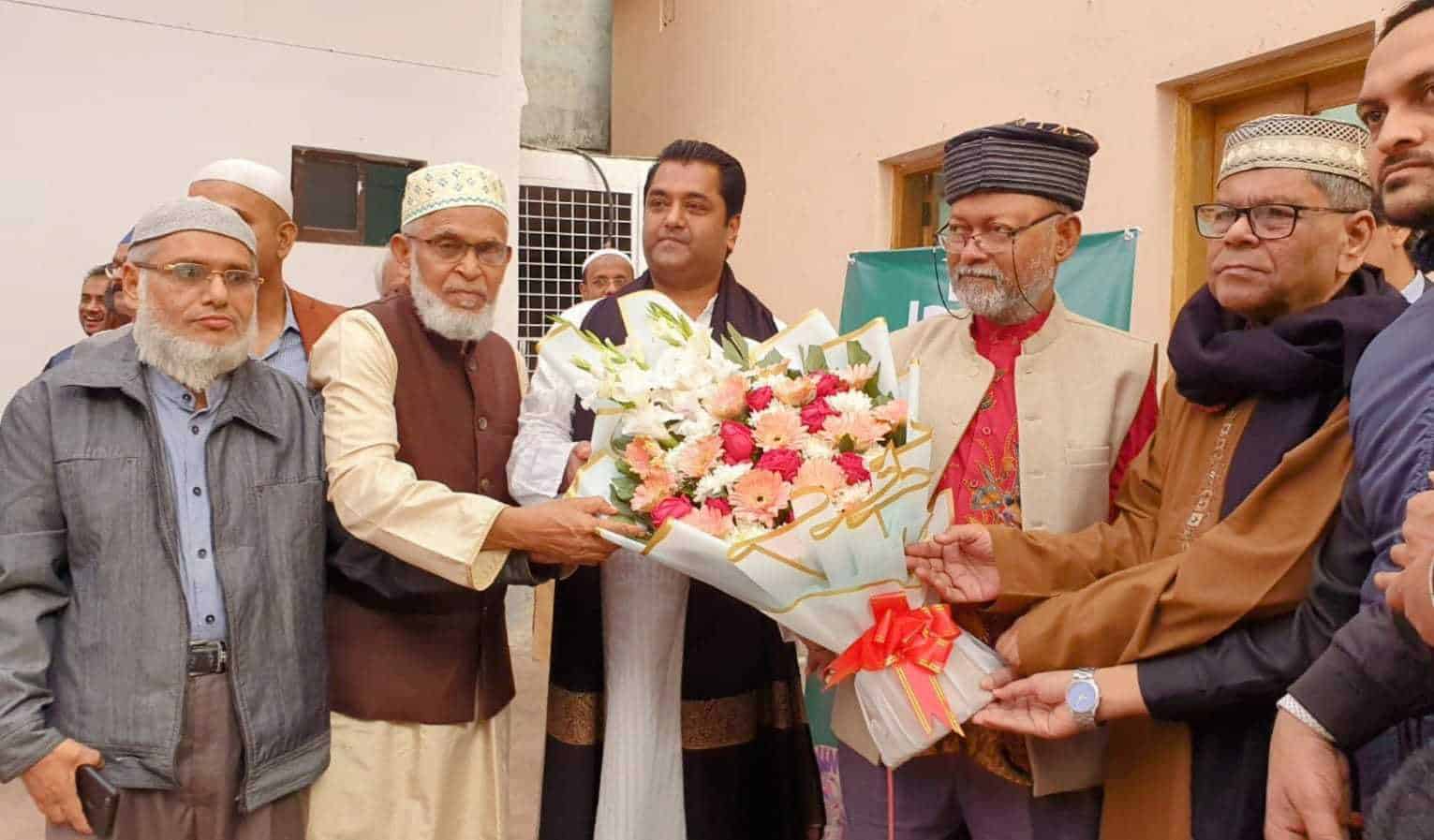 অধ্যাপক ড,লেঃ কর্ণেল নাজমুল আহসান কলিমউ্‌ল্লাহকে নাগরিক সংবর্ধনা প্রদান।