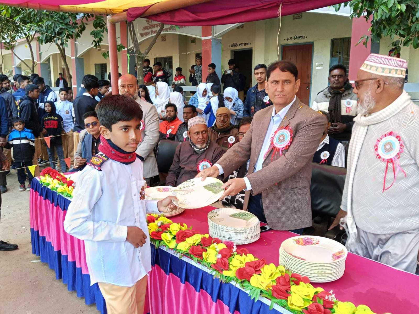 নওগাঁ মান্দায় কালিগ্রম দোডাঙ্গী উচ্চ বিদ্যালয়ে ৫৪ তম বার্ষিক ক্রীড়া প্রতিযোগিতা ২০২৫ ইং।