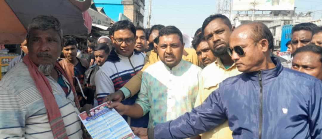 কুড়িগ্রামে যুবদলের উদ্যোগে ৩১ দফার লিফলেট বিতরণ 