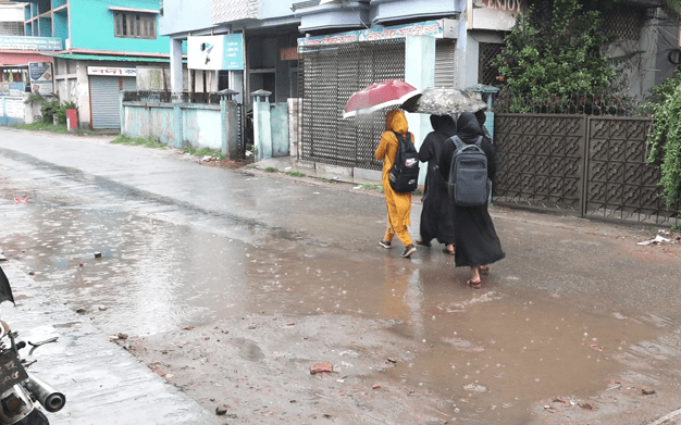 রংপুর বিভাগে গুঁড়ি গুঁড়ি বৃষ্টির আভাস