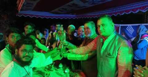 সিরাজদিখানে সৈয়দপুর মোহাম্মদপুর ঘরোয়া শর্ট ক্রিজ নাইট ক্রিকেট ফাইনাল খেলা অনুষ্ঠিত –