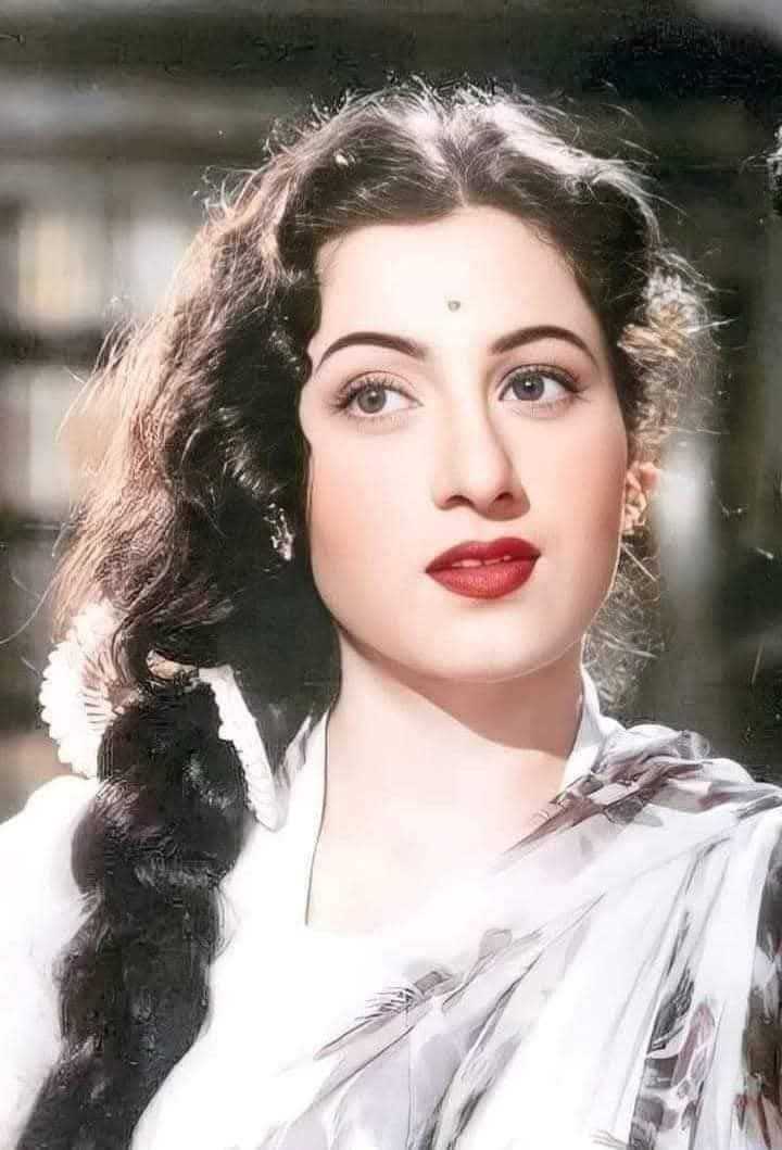 ভুবনমোহিনী হাসির রানী মধুবালা