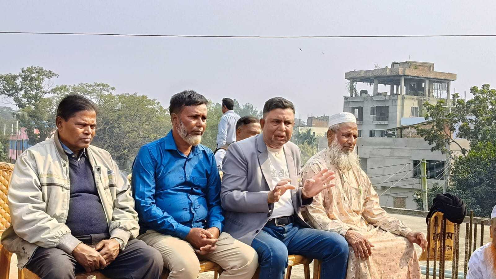 নওগাঁয় অবসরপ্রাপ্ত সামরিক সদস্যদের আলোচনা সভা ও প্রীতিভোজ অনুষ্ঠিত