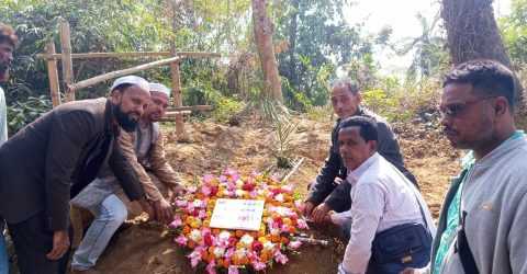 সাংবাদিক আবুল হাসনাতের দাফন সম্পন্ন ও পুষ্পমাল্য অর্পণ