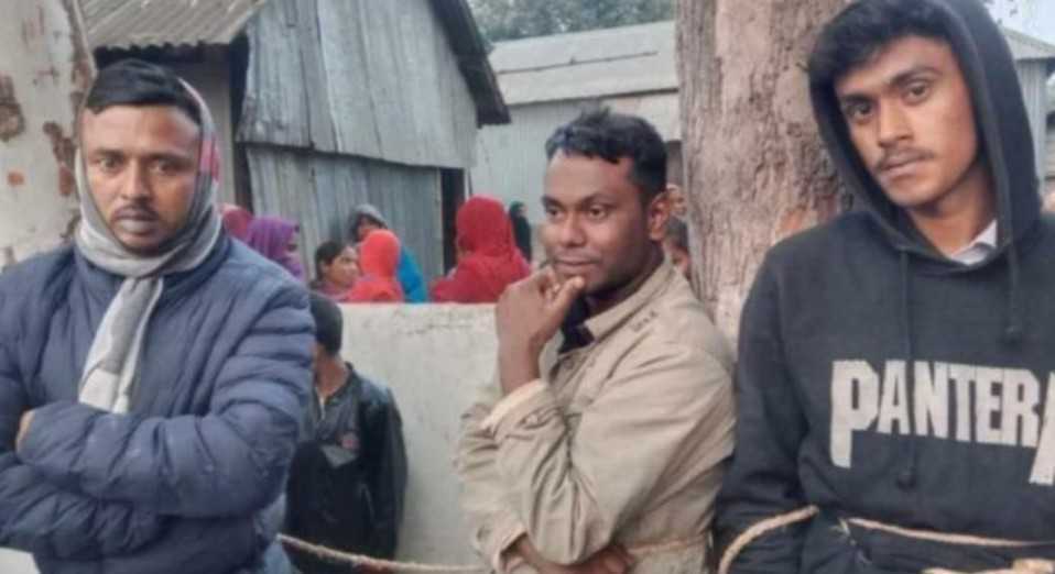 ঝিনাইগাতীতে তিন গরুচোর সন্দেহে পুলিশে দিলো গ্রামবাসী,