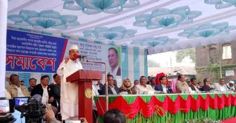 অন্তর্বর্তী সরকার নির্বাচনেও নেই, দেশ পরিচালনায়ও ব‍্যর্থ : গয়েশ্বর