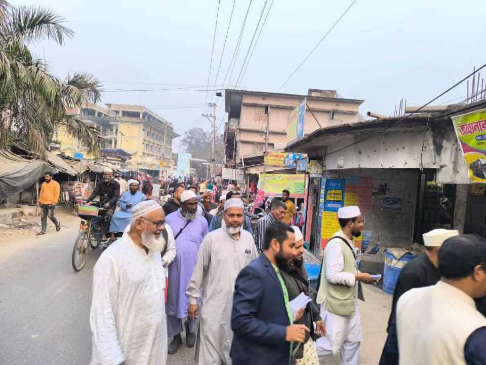 গণসংযোগ ও সাক্ষাতে নওগাঁ-১ আসনের জামায়াত মনোনীত প্রার্থী