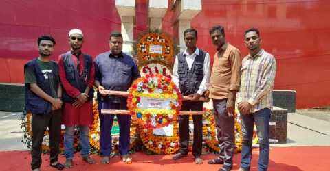 মহান স্বাধীনতা দিবসে বিশ্বনাথ উপজেলা প্রেসক্লাবের পুস্পস্তবক অর্পন