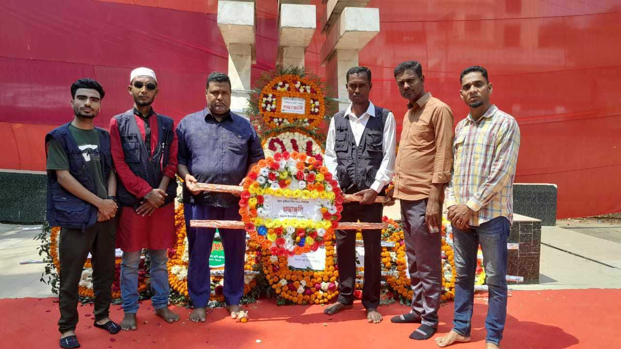 মহান স্বাধীনতা দিবসে বিশ্বনাথ উপজেলা প্রেসক্লাবের পুস্পস্তবক অর্পন