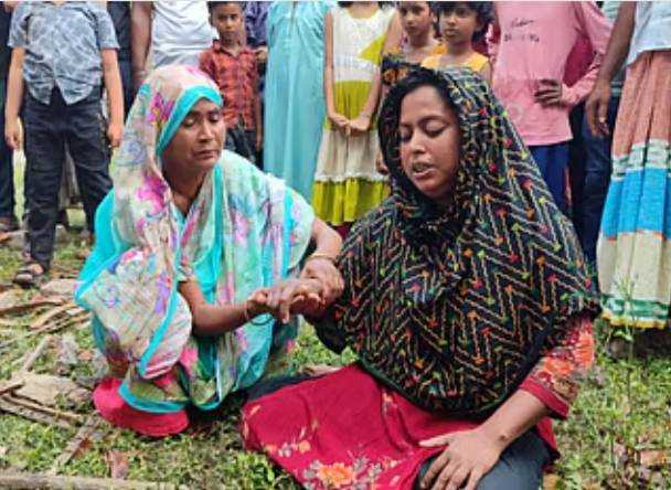 নড়াইলে স্বামী হত্যার বিচার চাইলেন রাজকী বেগম