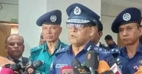 অপরাধী পুলিশদের বিচার করে বাহিনীর গৌরব ফেরানো হবে: রংপুরে আইজিপি