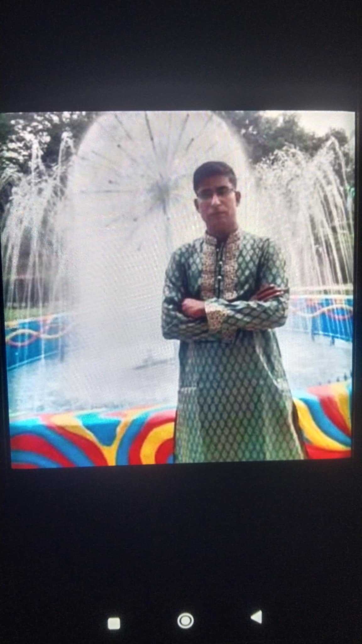 ভৈরবে   ডিবি পুলিশ ব্যবসায়ী কে  ক্রস ফায়ারের ভয় দেখিয়ে অস্ত্রের মুখে তুলে নিয়ে  ২ লাখ  টাকায়  দিলো মুক্তি 