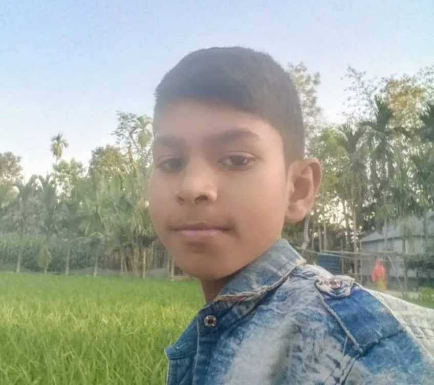 নিখোঁজ সংবাদ