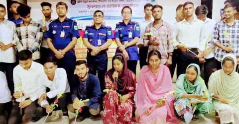 নওগাঁ জেলায় স্বচ্ছতার মধ্য দিয়ে ৩৬ জন নারী পুরুষ চাকুরি পেয়েছেন পুলিশ কনস্টবল পদে