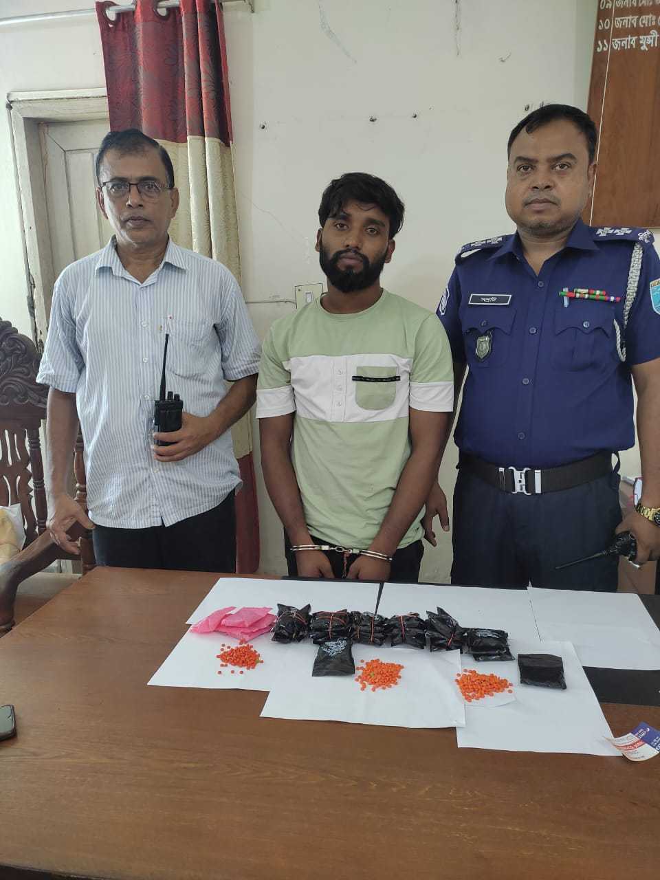 শিবচরে ৬ হাজার ৮০০ পিস ইয়াবাসহ মাদক কারবারি গ্রেপ্তার