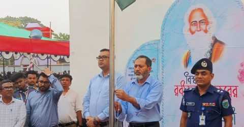 নওগাঁর পতিসরে কবিগুরু রবীন্দ্রনাথ ঠাকুরের ১৬৪ তম জন্মোৎসব পালিত হলো