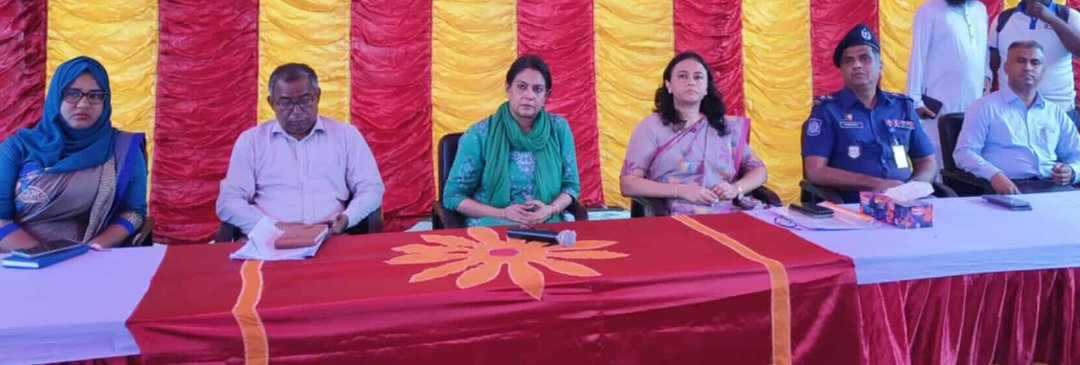 বড়াইগ্রামে বড়াল নদী পরিদর্শনে উপদেষ্টা রিজওয়ানা।