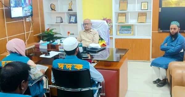 নওগাঁ সদর আধুনিক ২৫০ শয্যা বিশিষ্ট হাসপাতালে দূদক কর্মকর্তাদের নিয়মিত পরিদর্শন