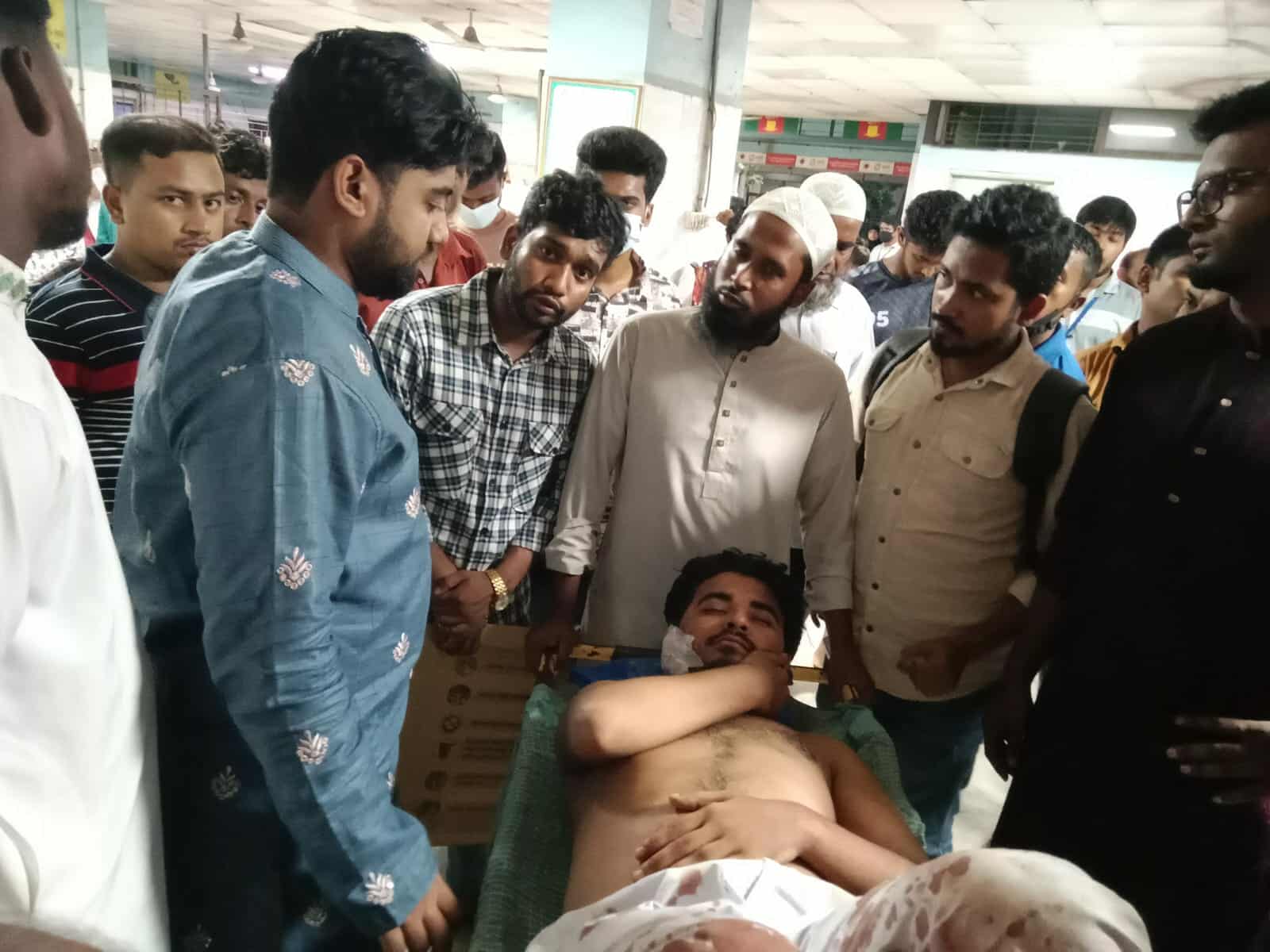 মাদারীপুরে কাওয়ালী সাংস্কৃতিক অনুষ্ঠানে হামলা, আহত ৪ শিক্ষার্থী