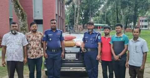 ১১ কেজি গাঁজাসহ প্রাইভেটকার জব্দ