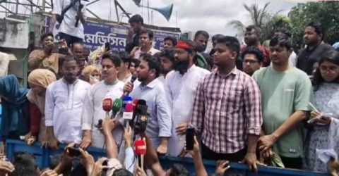 রাজারহাটে জাতীয় নাগরিক পার্টির পথসভা